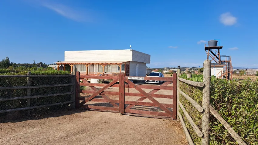 Parcela con casa 5000 m2